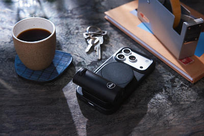 Leica LUX Case priekš iPhone 17 Pro, 17 Pro Max Leica LUX Case priekš iPhone 17 Pro, 17 Pro Max