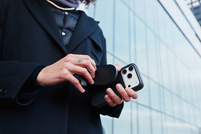 Leica LUX Case priekš iPhone 17 Pro, 17 Pro Max Leica LUX Case priekš iPhone 17 Pro, 17 Pro Max